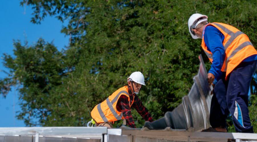 Expert new roof installation services in Delphos, OH